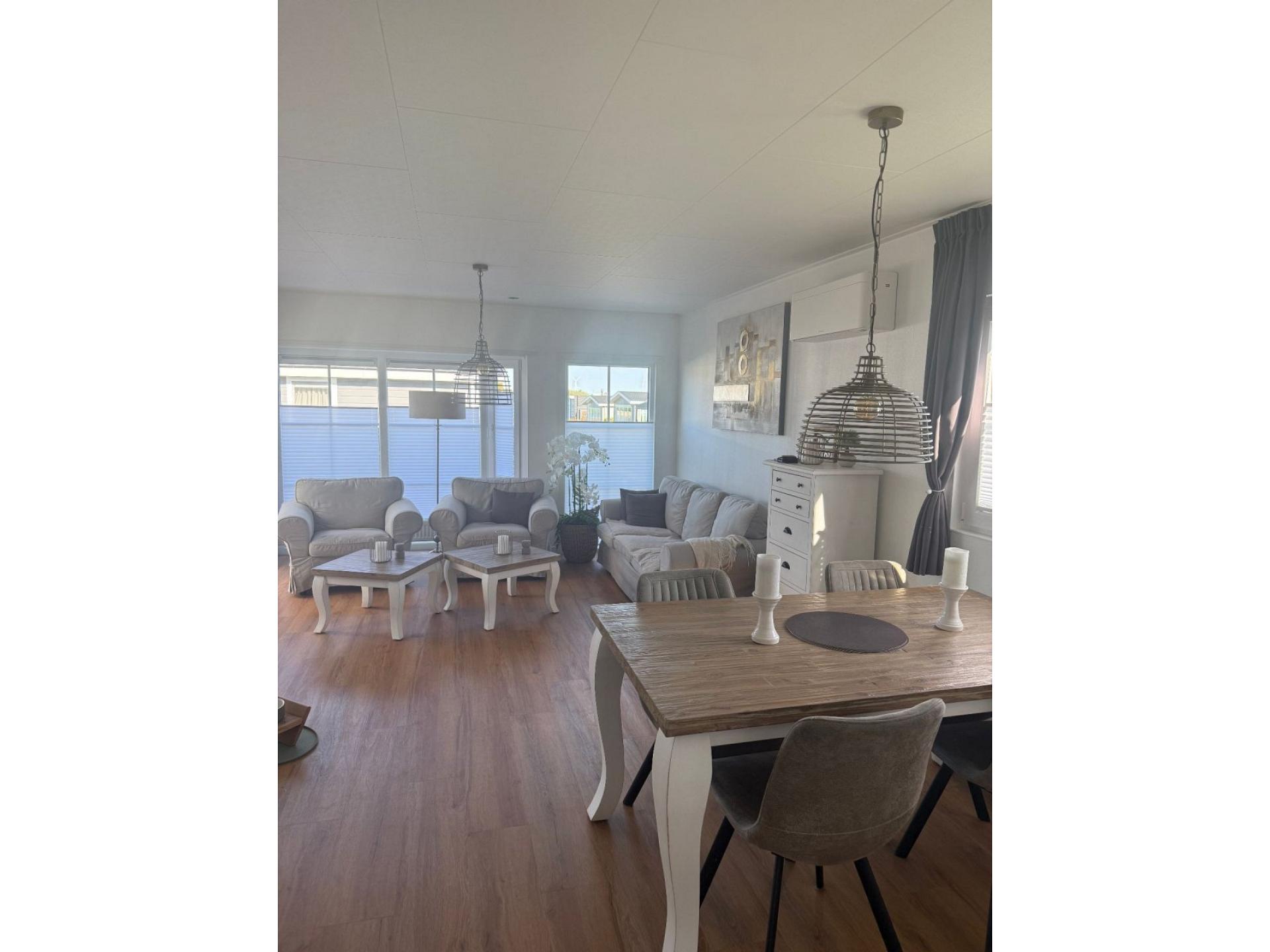 Wohn/Esszimmer